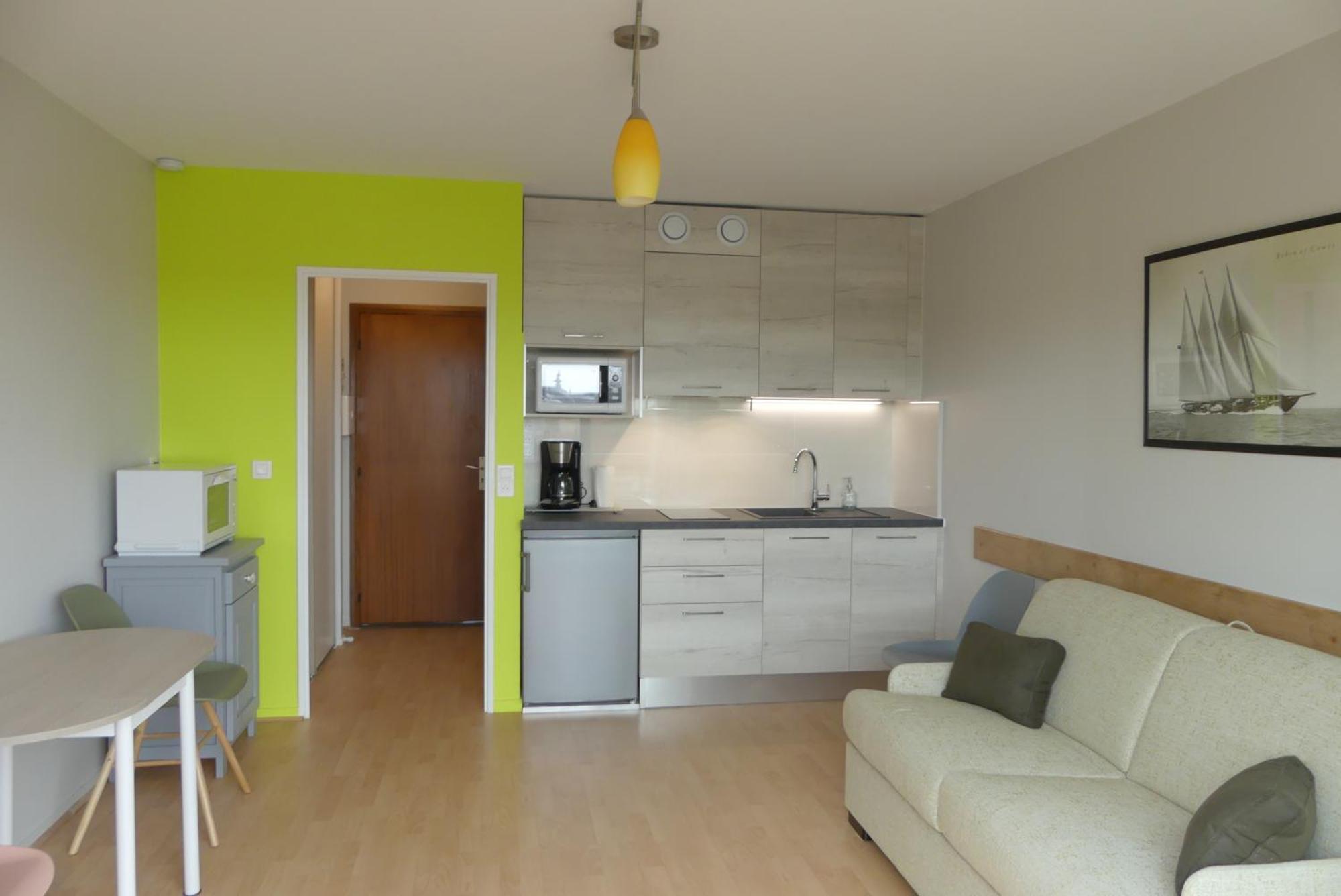 Le Sylvania Apartment